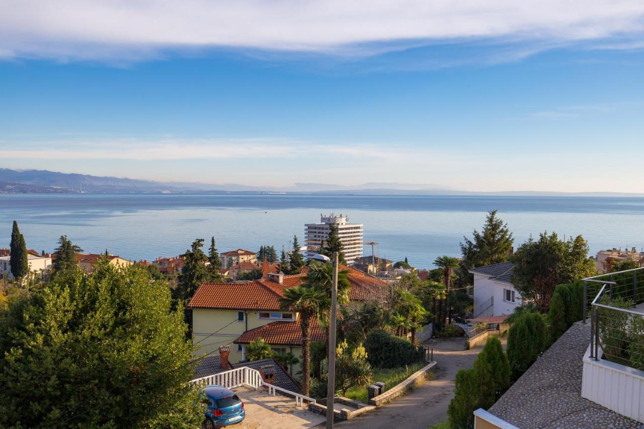 Apartment Palmas Opatija Eksteriør billede